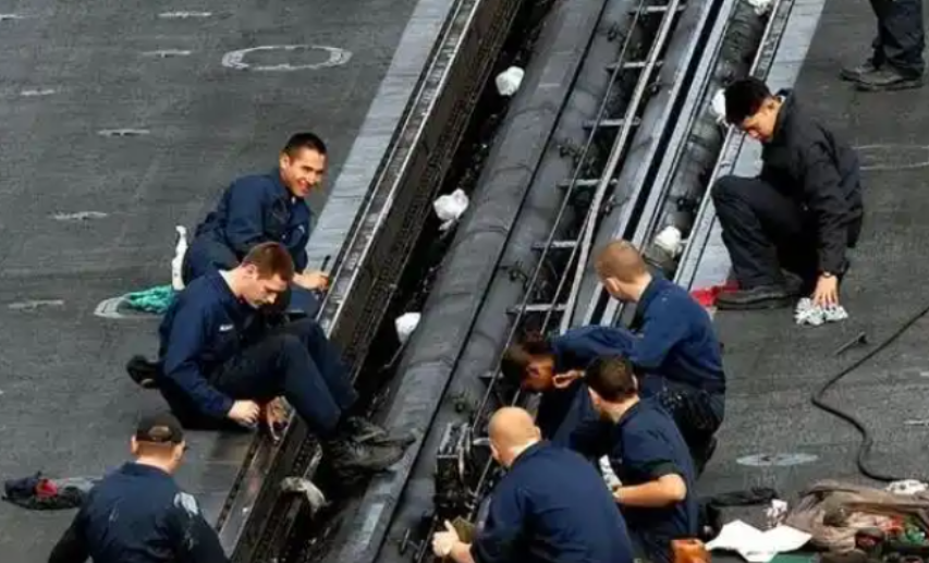 欧美携手都没解决的难题，被一位中国老人搞定，海军从此扬眉吐气！