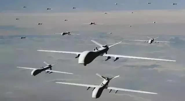 11月10日，路透社援引俄罗斯官员的话发布消息称，乌克兰当日出动至少34架无人机