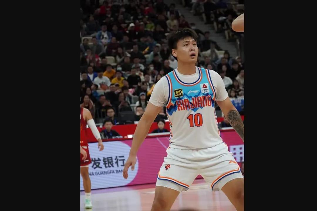 #cba# 这样下去，赵睿可能离开新疆队啊。
面对深圳，新疆队打的太难了，虽然赵