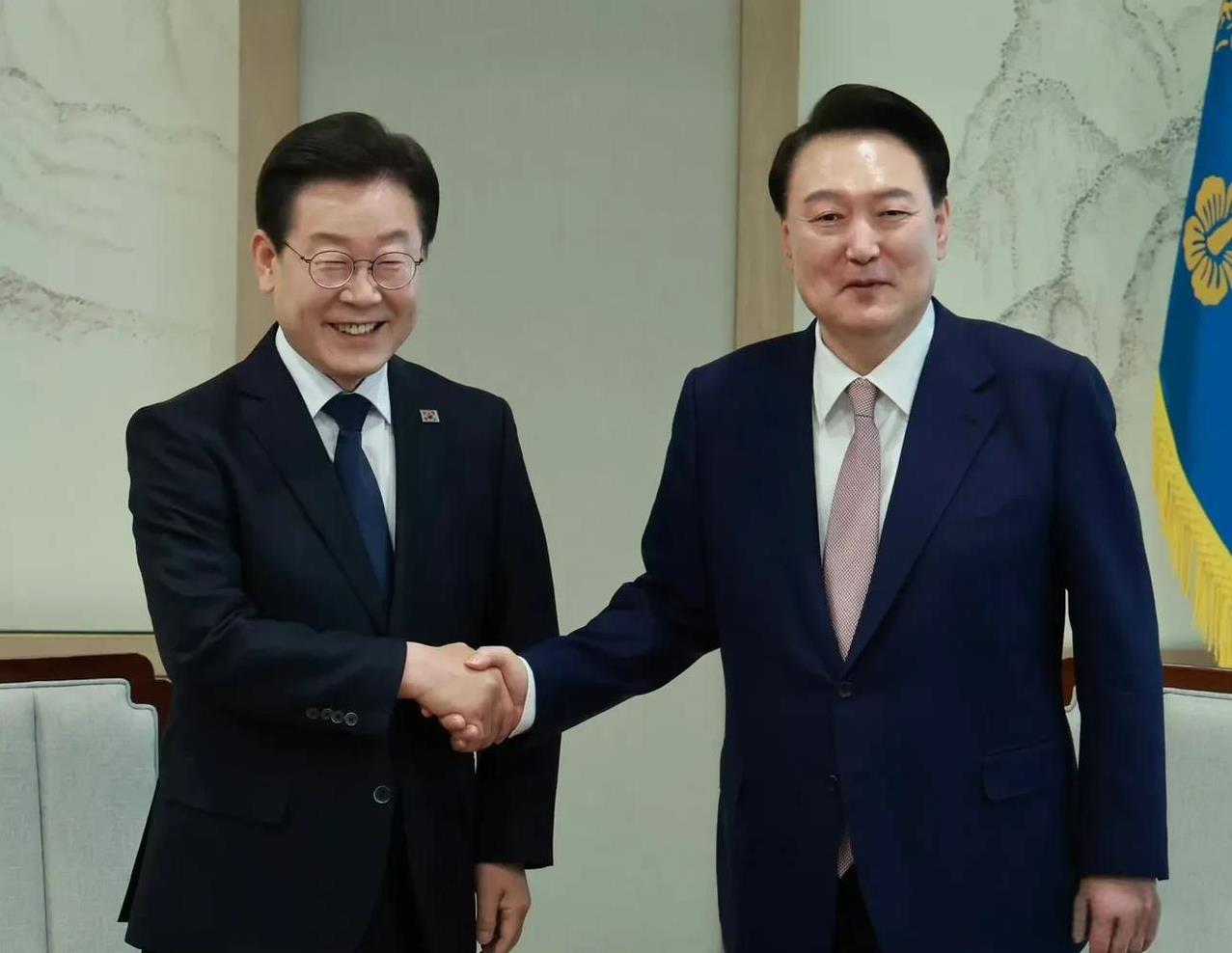 突发消息！尽管韩国总统尹锡悦还未被裁决下台，但是根据韩国最新民调显示，韩国最大在