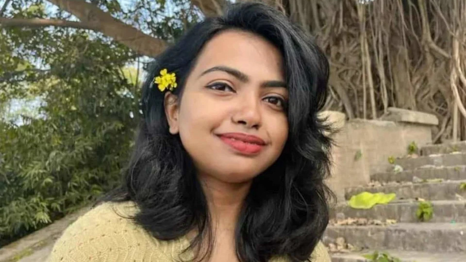 西班牙网红在印度旅行惨遭轮流侵害后，又有印度女医生惨遭杀害？