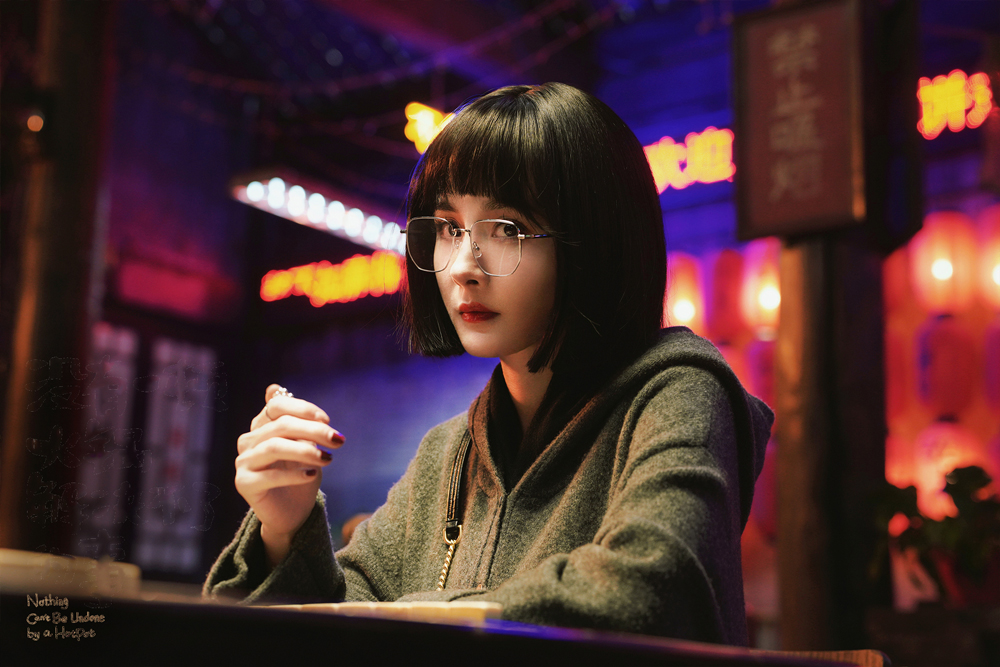 杨幂论文遭查重，字数少且被指 AI 生成。其发表期刊引质疑，今年三部作品连扑。对