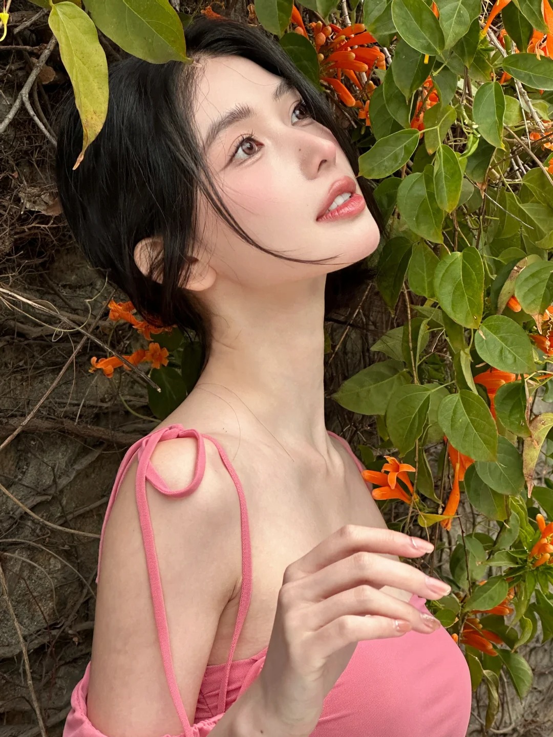 早春晴朗🌷
化了一个粉嫩嫩的春日妆