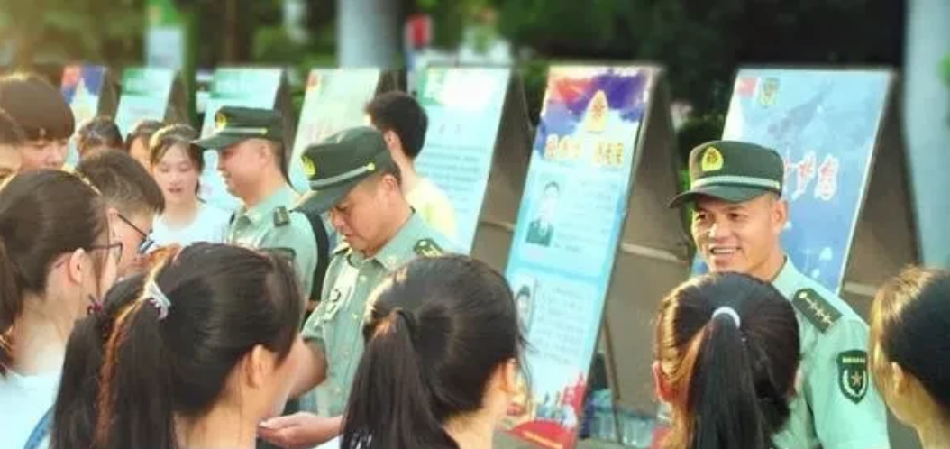 近年来，随着年轻人对部队了解的深入，越来越多的人意识到部队的优势。2025年，征