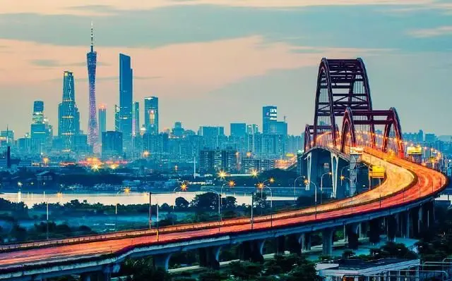 美国已经当了130年世界第一，中国当老二也14年了，看看前任“老二们”的下场，大