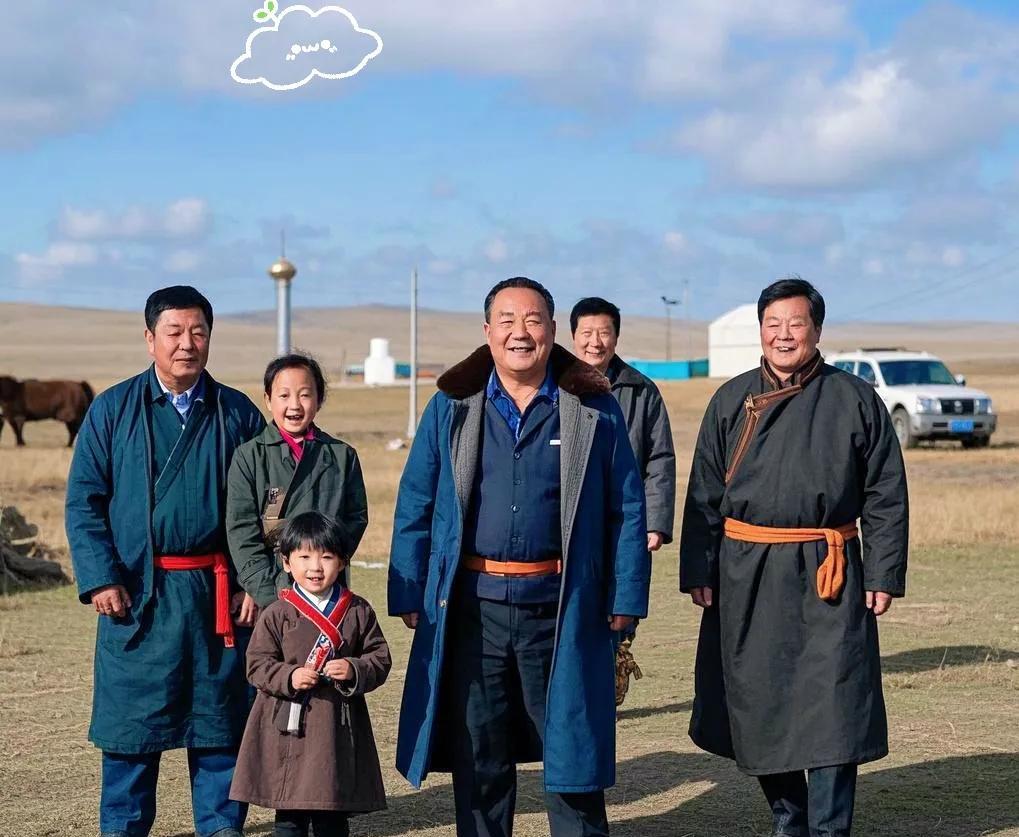 快讯！快讯！ 
内蒙古依托多元产业，如畜牧业、能源业与旅游业协同发展。 
相比之