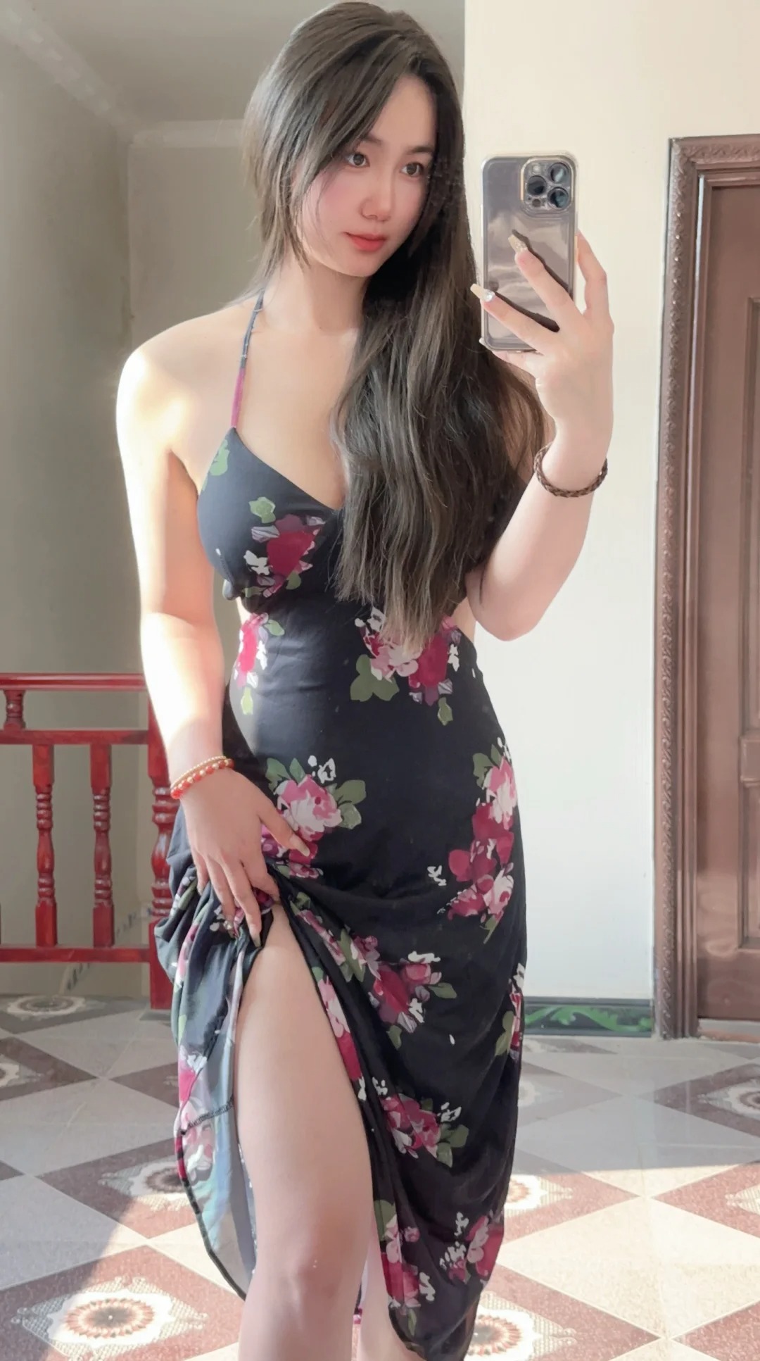 170cm130斤
期待一下夏天咯