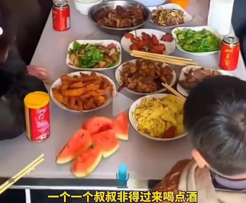 东女婿拜年被瞧不起后续：男子很憋屈，以后不会再去丈母娘家，不会离婚，为了女儿会再