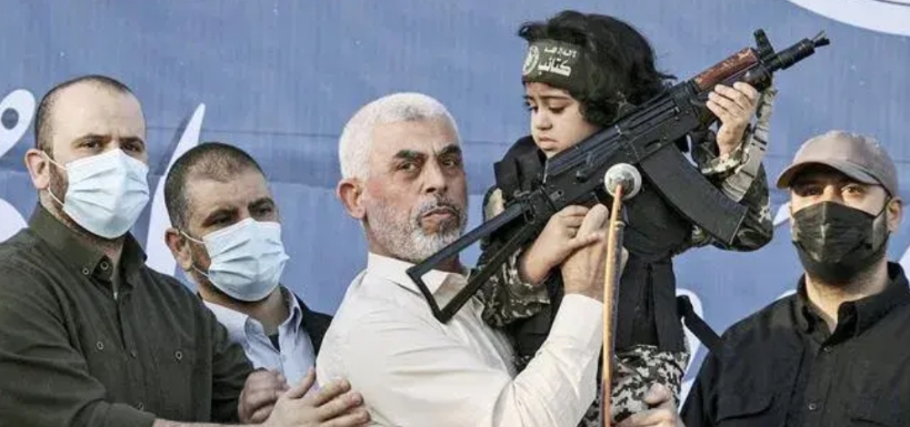 哈马斯领导人辛瓦尔，注定会被世界历史铭记很久，很久！
他策划并发动的“阿萨克洪水