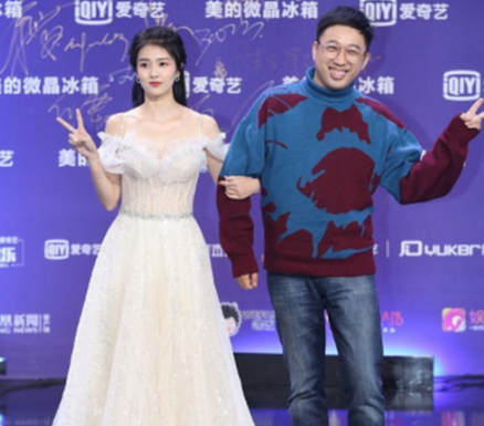 以前都说娱乐圈是个大染缸，现在有了社交媒体的加持，更是喧嚣吵闹。什么时候网络上都