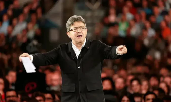 突发！法国大选惊天逆转

右翼在议会选举前呼声高涨，结果左翼半路杀出来，成了立法