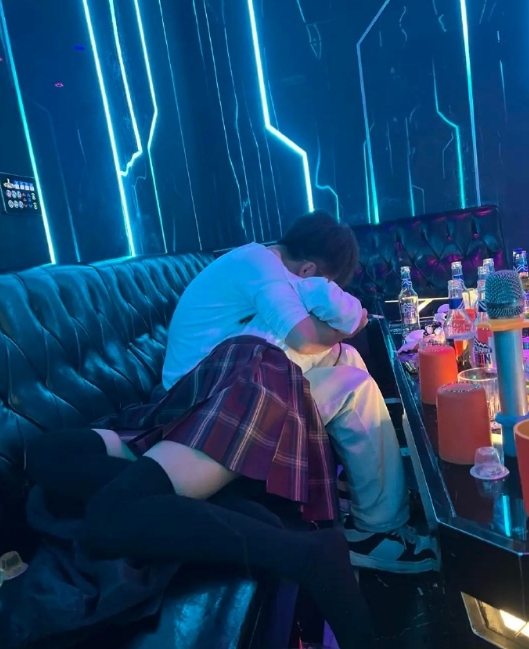 唱歌遇到这种人真的很想把他们叉出去