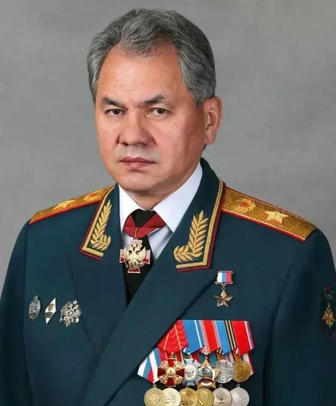 突传好事！
俄罗斯正式宣布了！
在风云变幻的国际舞台上，每一次军事布局的细微变动