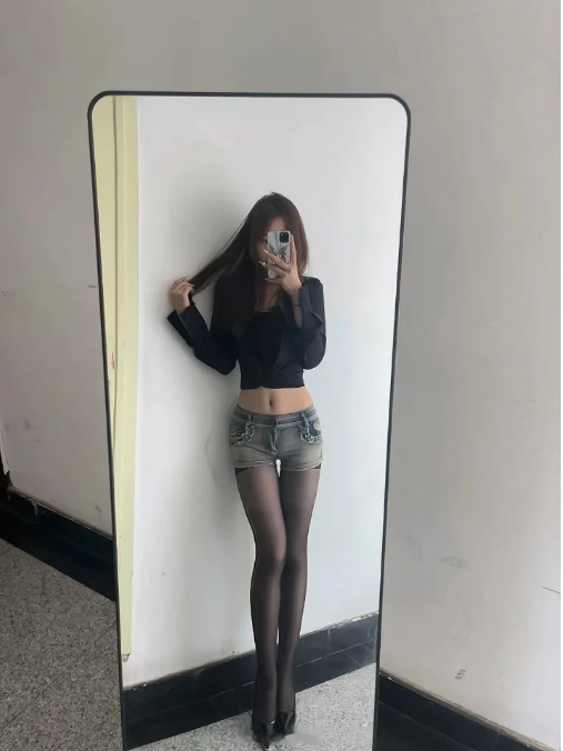 身材重要还是颜值重要啊哈哈哈哈哈