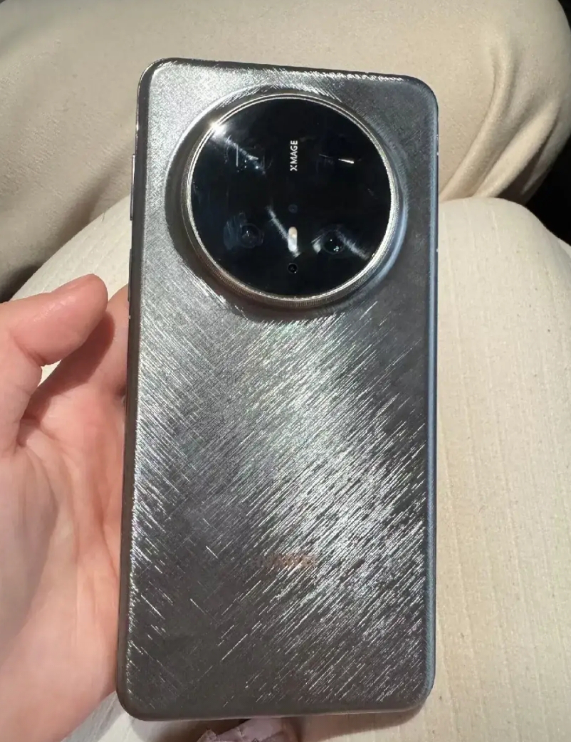 当我把iPhone 16换成mate70之后才发现，原来充电不需要充两个小时就能