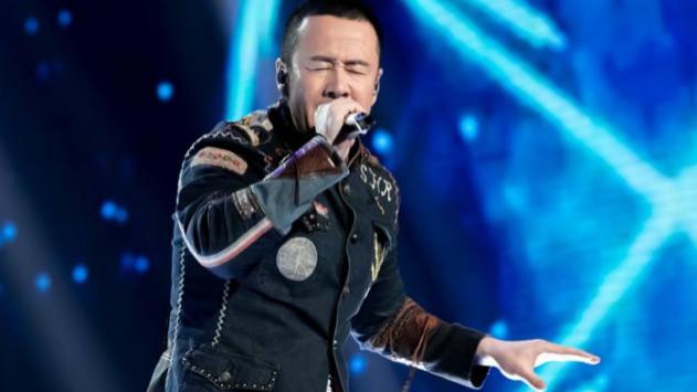 他们都是72年的明星歌手，颜值差距太大了，网友不敢相信