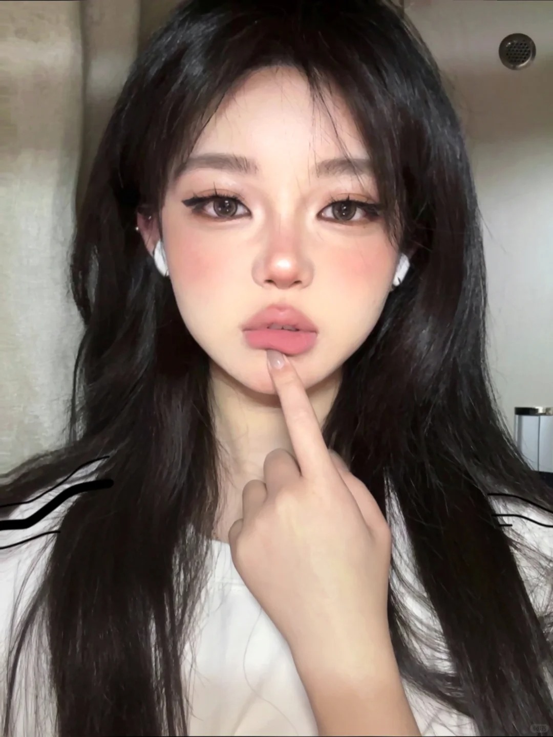 方圆脸化这个原生感亚裔辣妹妆！亚门永存！