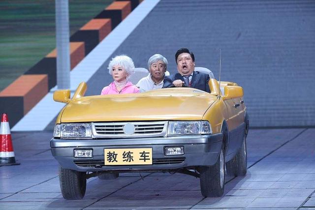 28岁成国家一级演员,35岁辞副处级职务,38岁上春晚,贾冰太绝了(贾冰怎么获得的一级演员)-第5张图片-九妖电影 28岁成国家一级演员,35岁辞副处级职务,38岁上春晚,贾冰太绝了(贾冰怎么获得的一级演员)-第5张图片-九妖电影