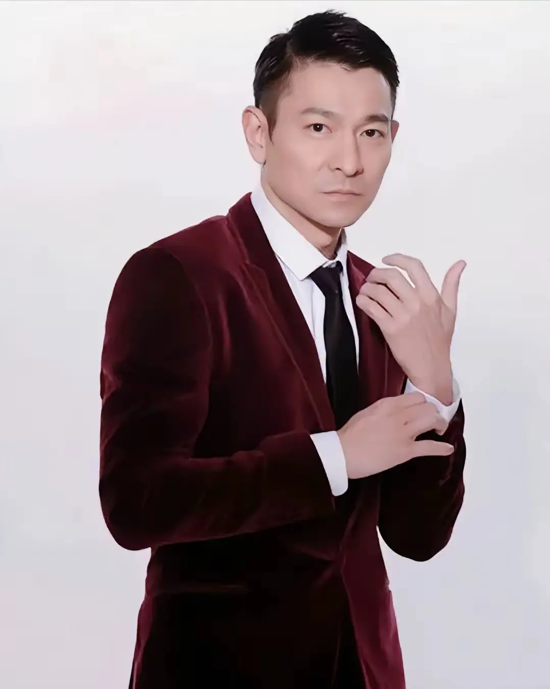 刘德华和刀郎，大家觉得他俩谁更有音乐才华