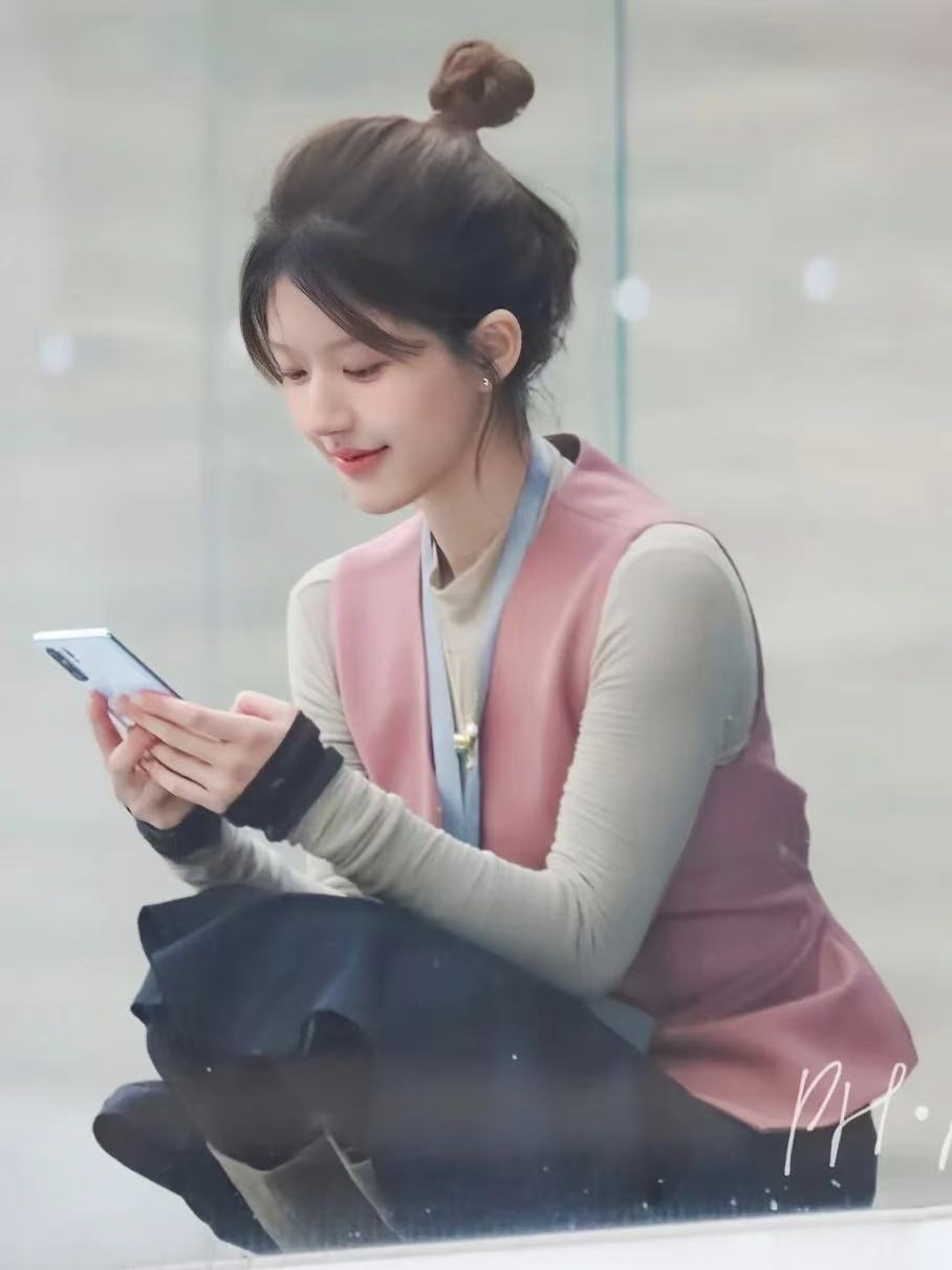 闺蜜这个颜值我老公看了直咽口水怎么回事哈哈哈哈