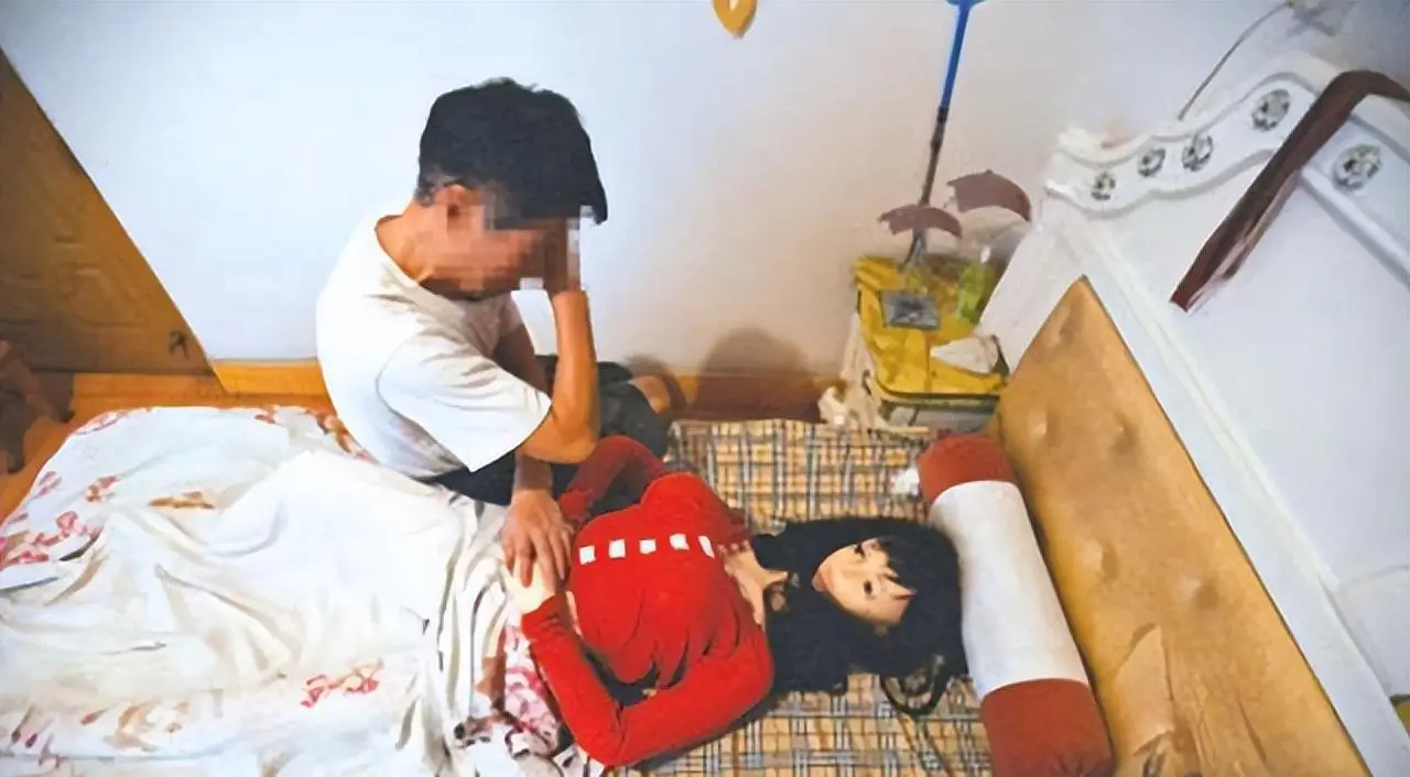 男子花3500元买“实体娃娃”刚玩4天就坏了