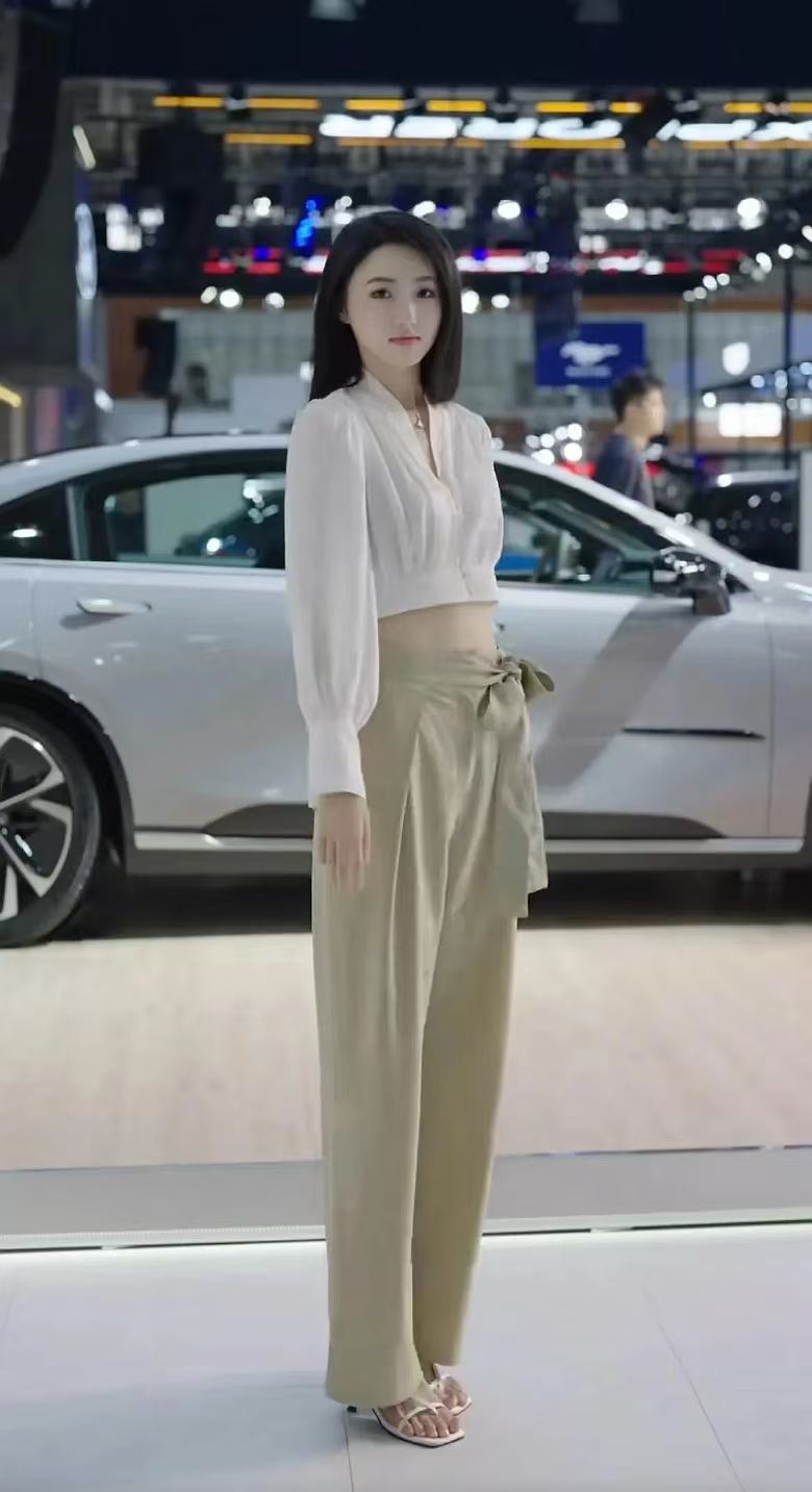周末又要陪老板办事了真是不一样的周末啊哈哈哈哈