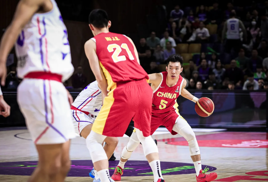 中国男篮90-52蒙古男篮，一战揭露三个事实

1.高铁是真不行，一上就是各种失