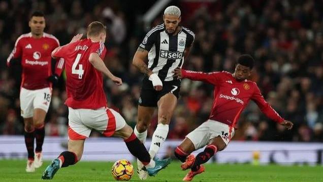 一夜创造7项耻辱纪录，曼联路在何方？阿莫林该考虑“蜷取”了