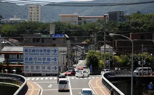 美国专家曾经说，广岛和长崎100年内不能住人，看看如今现状