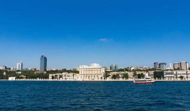 很多人不理解，为什么俄乌冲突还没有结束，老美却要纵容以色列在中东地区不断对周边地