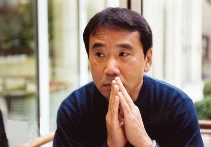 1994年，日本作家村上春树来中国访问，当工作人员客气地让他吃饭时，他突然来了一