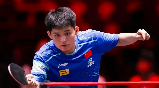 WTT新加坡大满贯：林诗栋4-1胜林昀儒，进男单四强。他表现稳定，赢下应胜之局，