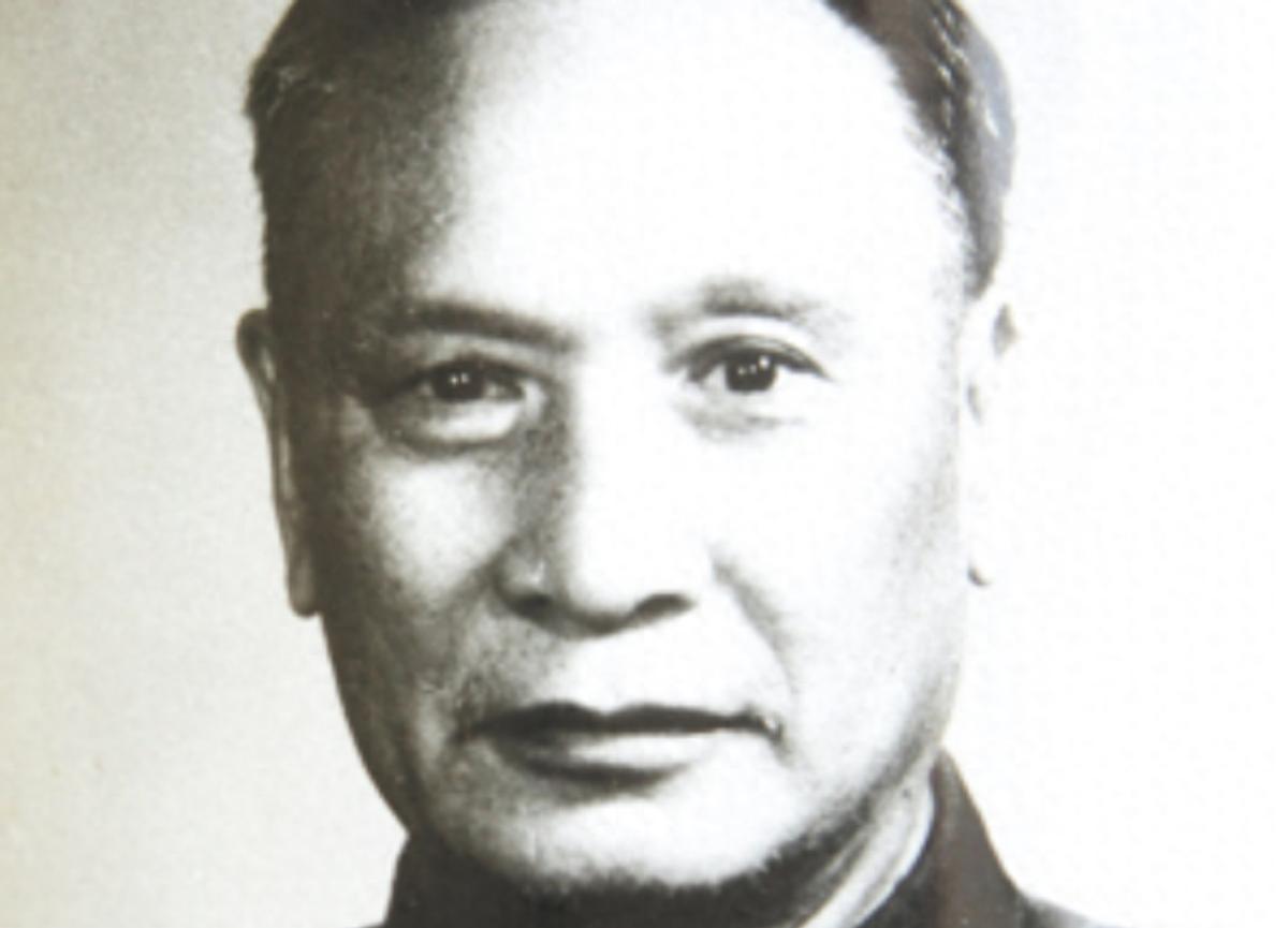 1949年，蒋介石下达一道密杀令，卢汉一字未改，却奇迹般地救下了90余人，他到底