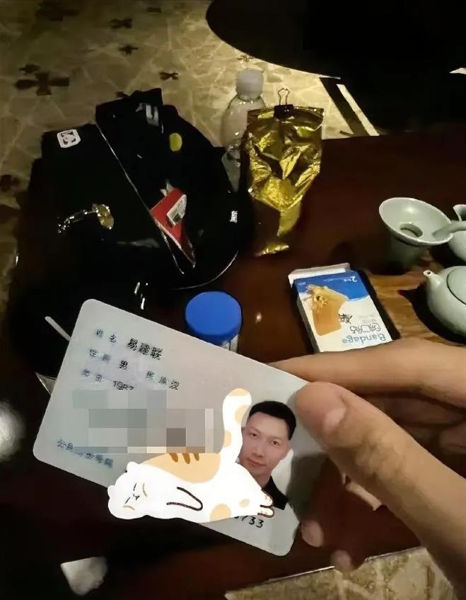 真的是惊天巨瓜啊，易建联竟然也被爆出丑闻了！#易建联被曝嫖娼# #易建联被曝# 