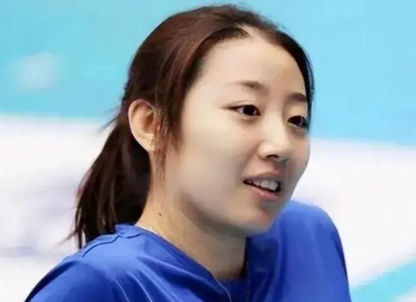 大家发现了没，女排世俱杯有5大美女球员——

第五名，出生波兰的 沃沃什 虽然3