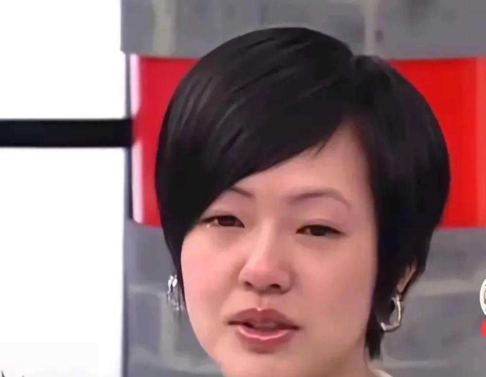 小S这波操作，我真看不懂！

为了表达对姐姐的思念和挂念，小S竟然把头发剪成短的