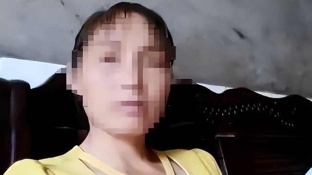2018年，男孩喝百草枯苦熬18天，逼外出母亲回家，母亲你放心去