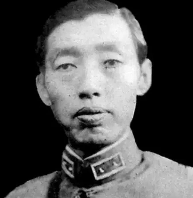 1931年6月，石友三要出兵攻打东北军，参谋长毕广垣说：“张学良对我们很不错，这