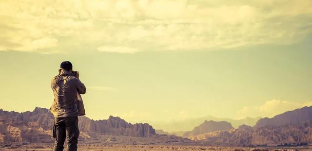 认知越高，人越不装