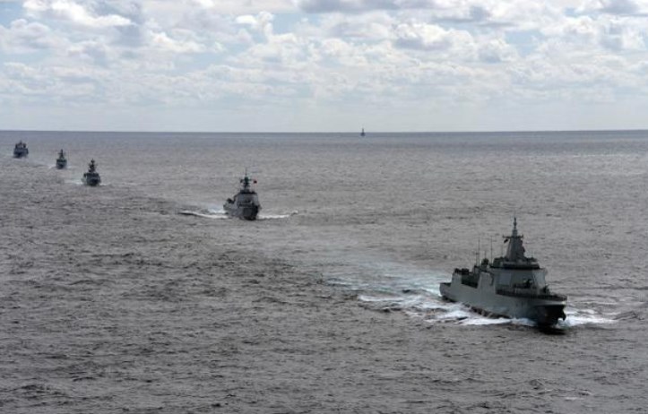 美国再次拿出“台湾牌”，中方反手就是一拳，美国感到疼就对了！日前，美国白宫公布2