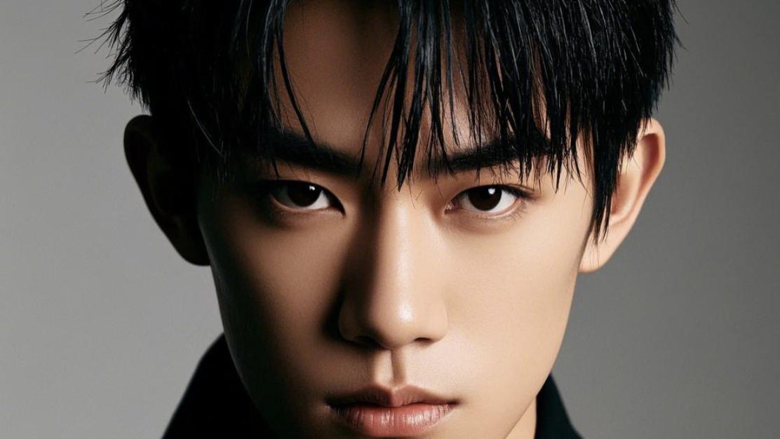 易烊千玺：从少年偶像到全能艺人，未来可期