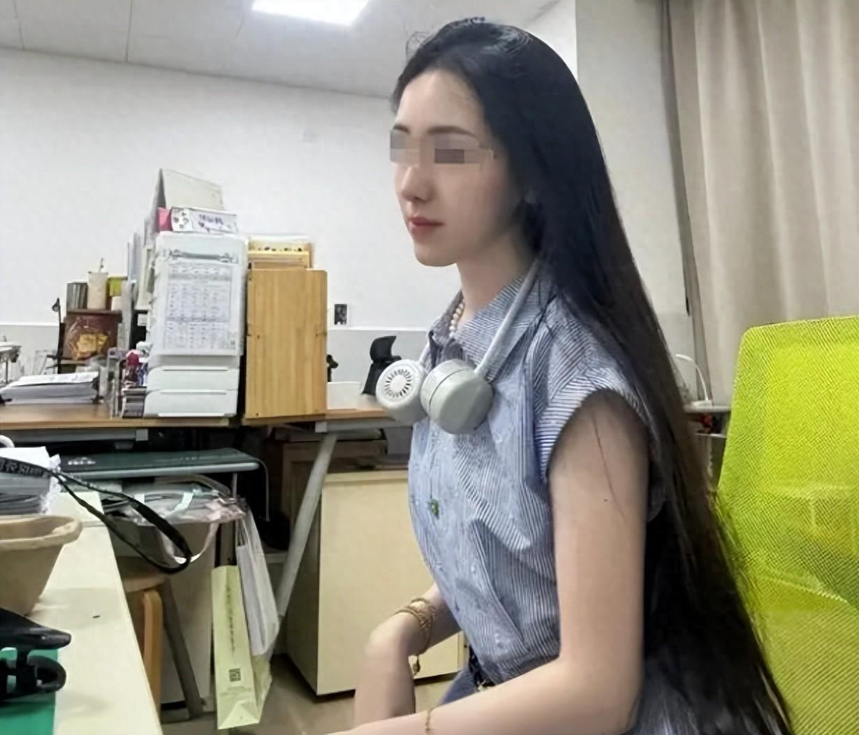 这下老实了！在浙江的一个班级群里，发生了一件让人唏嘘的事情。就在开学前一天，班主