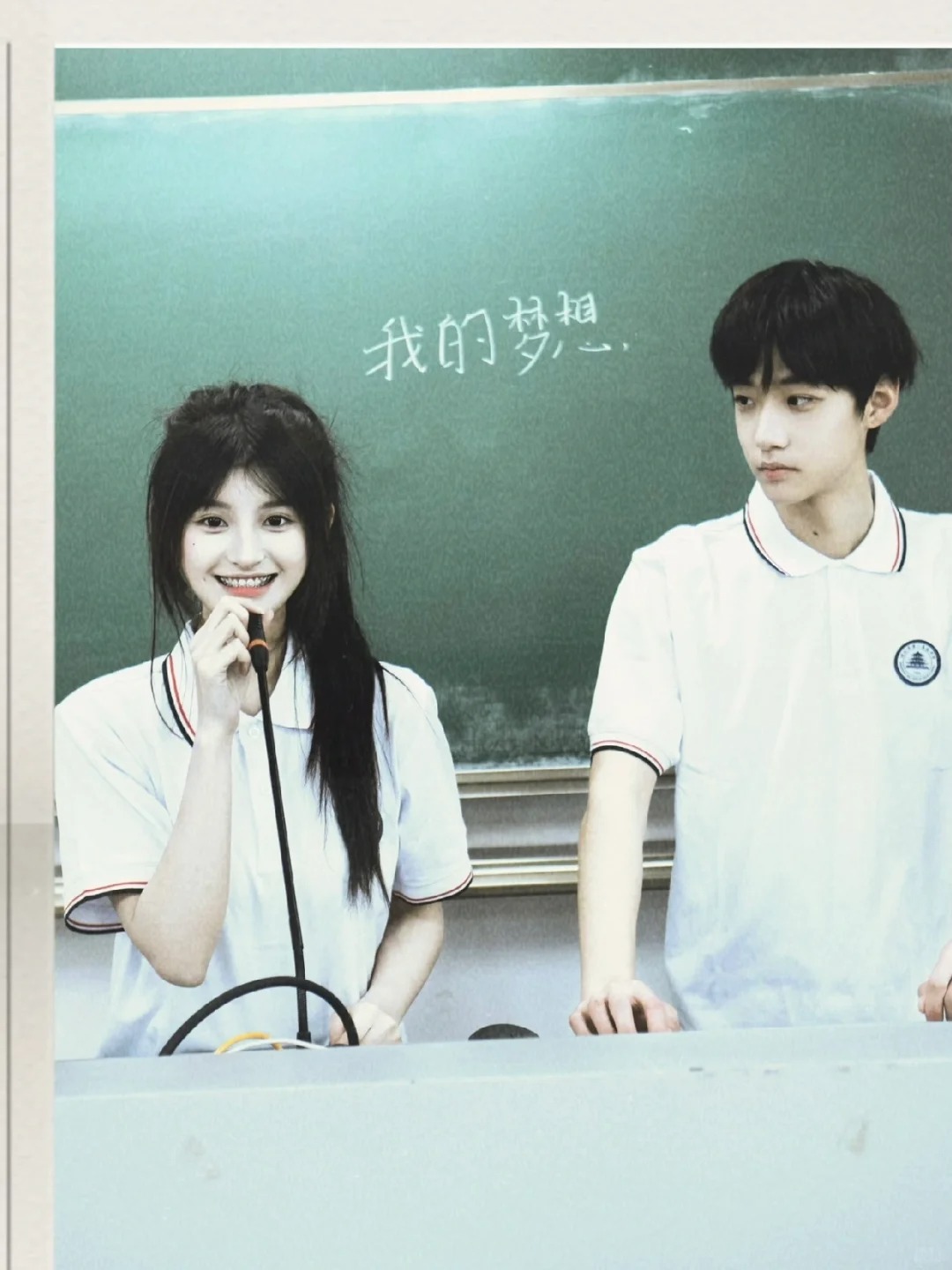 朋友说我是小说漫画照进现实！网图本人来了
嘿嘿真的好喜欢这些照片～
记录了和初恋