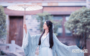 我去魔尊身边当卧底，没想到魔尊说，“这么笨，别当卧底了，当我夫人吧。”