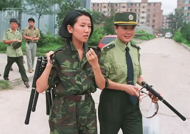 我上大学（警院）时，上射击课时老师给我们讲了一个故事。

​警院一般是分公安专业