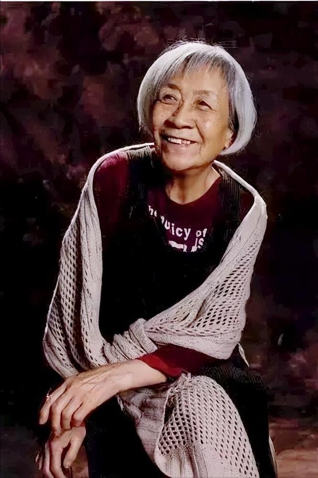 北京人艺老戏骨李滨去世:离婚63年一直单身,独自将两个儿子养大(人艺演员很牛吗)-第20张图片-九妖电影 北京人艺老戏骨李滨去世:离婚63年一直单身,独自将两个儿子养大(人艺演员很牛吗)-第20张图片-九妖电影