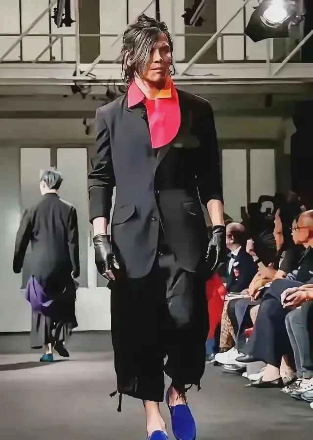 我的天哪，向佐这长相真的一言难尽