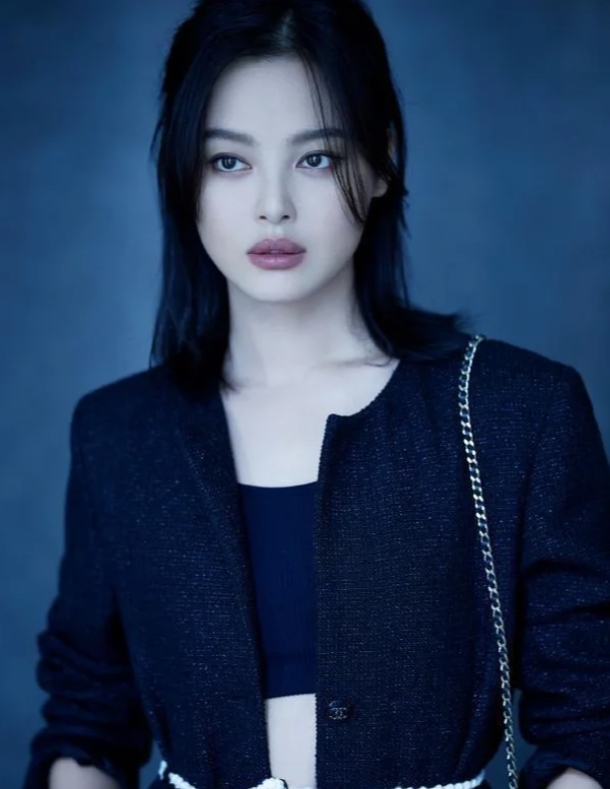 辛芷蕾无视流言，情定翟博士