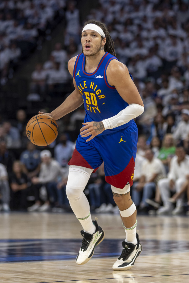 两笔交易，约基奇冲第二冠军+第四个MVP