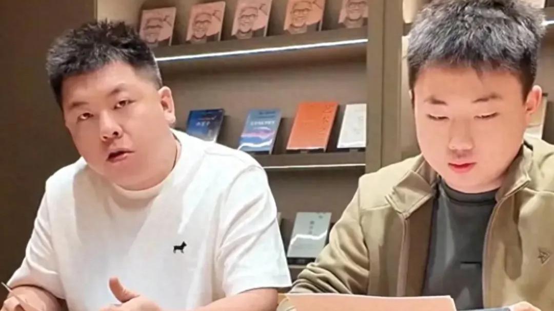 良品铺子事件后续：通报发出后博主继续硬刚，武汉市监局账号沦陷